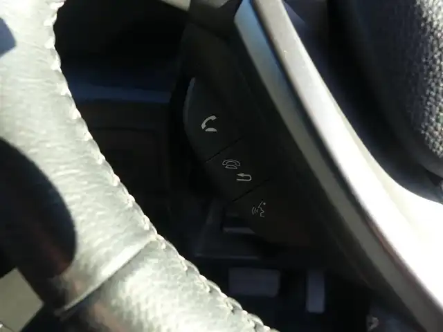 ホンダ フリード ハイブリット EX 千葉県 2017(平29)年 5.4万km モダンスティールM ホンダセンシング/・衝突軽減ブレーキ（CMBS）/・車線維持支援システム（LKAS）/・アダプティブクルーズコントロール（ACC）/・後方誤発進抑制機能/・誤発進抑制機能/両側パワースライドドア/純正メモリーナビ/地デジTV/【DVD/CD再生機能　Bluetooth接続】/バックカメラ/ドライブレコーダー/ハーフレザーシート/前席シートヒーター/ETC/LEDヘッドライト/ウインカーミラー/純正15インチアルミホイル/サイド/カーテンエアバッグ/Honda スマートキー