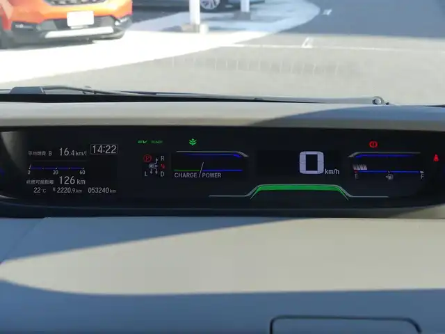 ホンダ フリード ハイブリット EX 千葉県 2017(平29)年 5.4万km モダンスティールM ホンダセンシング/・衝突軽減ブレーキ（CMBS）/・車線維持支援システム（LKAS）/・アダプティブクルーズコントロール（ACC）/・後方誤発進抑制機能/・誤発進抑制機能/両側パワースライドドア/純正メモリーナビ/地デジTV/【DVD/CD再生機能　Bluetooth接続】/バックカメラ/ドライブレコーダー/ハーフレザーシート/前席シートヒーター/ETC/LEDヘッドライト/ウインカーミラー/純正15インチアルミホイル/サイド/カーテンエアバッグ/Honda スマートキー