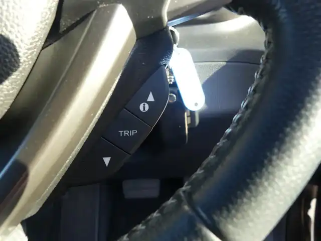 ホンダ フリード ハイブリット EX 千葉県 2017(平29)年 5.4万km モダンスティールM ホンダセンシング/・衝突軽減ブレーキ（CMBS）/・車線維持支援システム（LKAS）/・アダプティブクルーズコントロール（ACC）/・後方誤発進抑制機能/・誤発進抑制機能/両側パワースライドドア/純正メモリーナビ/地デジTV/【DVD/CD再生機能　Bluetooth接続】/バックカメラ/ドライブレコーダー/ハーフレザーシート/前席シートヒーター/ETC/LEDヘッドライト/ウインカーミラー/純正15インチアルミホイル/サイド/カーテンエアバッグ/Honda スマートキー