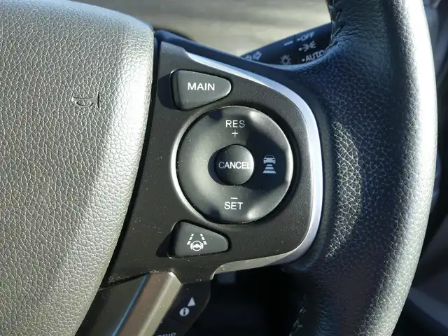 ホンダ フリード ハイブリット EX 千葉県 2017(平29)年 5.4万km モダンスティールM ホンダセンシング/・衝突軽減ブレーキ（CMBS）/・車線維持支援システム（LKAS）/・アダプティブクルーズコントロール（ACC）/・後方誤発進抑制機能/・誤発進抑制機能/両側パワースライドドア/純正メモリーナビ/地デジTV/【DVD/CD再生機能　Bluetooth接続】/バックカメラ/ドライブレコーダー/ハーフレザーシート/前席シートヒーター/ETC/LEDヘッドライト/ウインカーミラー/純正15インチアルミホイル/サイド/カーテンエアバッグ/Honda スマートキー