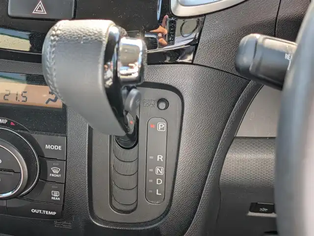 スズキ ソリオ バンディット DJE 福井県 2015(平27)年 7.5万km パールホワイト パイオニアSDナビ/AM/FM/フルセグ/BT/CD/DVD/USB/AUX/iPod/片側パワースライドドア/クルーズコントロール/衝突被害軽減システム/アイドリングストップ/横滑り防止装置/盗難防止装置/ETC/ダブル＋サイドエアバッグ/純正フロアマット/純正15インチＡＷ/キセノンヘッドライト/Ｆフォグ/オートライト/スマートキー