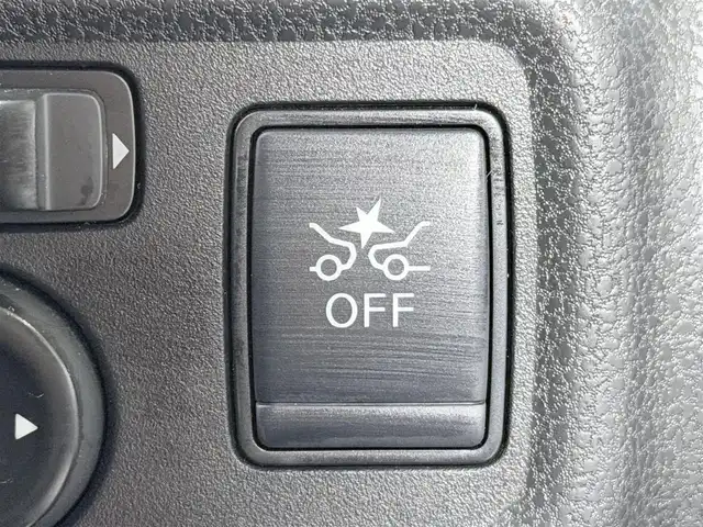 日産 ノート X 大阪府 2018(平30)年 1.7万km ホワイト デジタルインナーミラー 全方位カメラ 社外ナビTV CD/DVD 衝突軽減ブレーキ レーンアシスト アイドリングストップ クリアランスソナー オートライト スマートキー プッシュスタート ドライブレコーダー