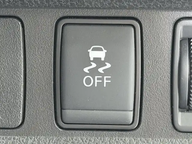 日産 ノート X 大阪府 2018(平30)年 1.7万km ホワイト デジタルインナーミラー 全方位カメラ 社外ナビTV CD/DVD 衝突軽減ブレーキ レーンアシスト アイドリングストップ クリアランスソナー オートライト スマートキー プッシュスタート ドライブレコーダー