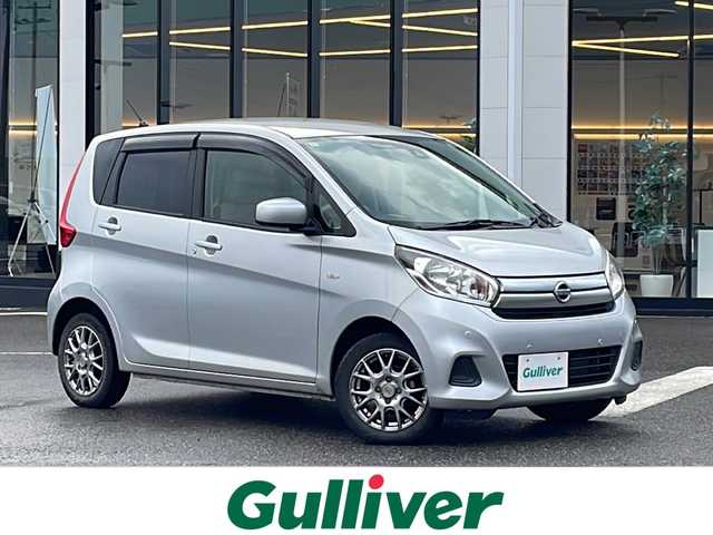 日産 デイズ S 新潟県 2018(平30)年 5.8万km スターリングシルバーM 4WD/社外SDナビ：CN-BR300B/バックカメラ/衝突軽減システム/運転席シートヒーター/前後コーナーセンサー/ETC/夏タイヤ積載/取扱説明書