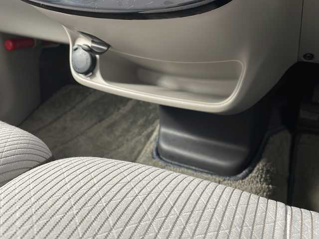 日産 デイズ S 新潟県 2018(平30)年 5.8万km スターリングシルバーM 4WD/社外SDナビ：CN-BR300B/バックカメラ/衝突軽減システム/運転席シートヒーター/前後コーナーセンサー/ETC/夏タイヤ積載/取扱説明書