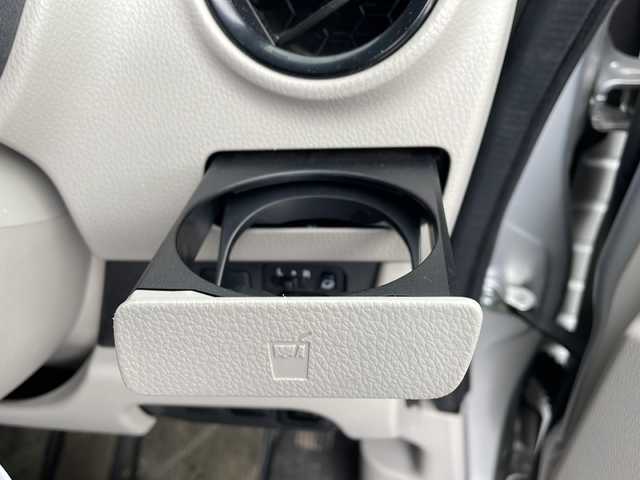 日産 デイズ S 新潟県 2018(平30)年 5.8万km スターリングシルバーM 4WD/社外SDナビ：CN-BR300B/バックカメラ/衝突軽減システム/運転席シートヒーター/前後コーナーセンサー/ETC/夏タイヤ積載/取扱説明書