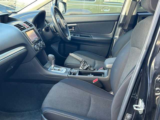 スバル インプレッサ ＸＶ 2．0i－L アイサイト 愛知県 2013(平25)年 9.9万km クリスタルブラックシリカ ワンオーナー/４WD/アイサイトVer2/・プリクラッシュブレーキ/・全車速追従型クルーズコントロール/・誤発進抑制制御/・ふらつき警報/・車線逸脱警報/・先行車発進告知/Carrozzeriaサイバーナビ〈AVIC-ZH0009〉/DVD／Bluetooth／地デジTV／MS/運転席パワーシート/HIDヘッドランプ〈オートライト機能付〉/フロントフォグライト／リアフォグ/純正17インチAW/スマートキー＆プッシュスタート