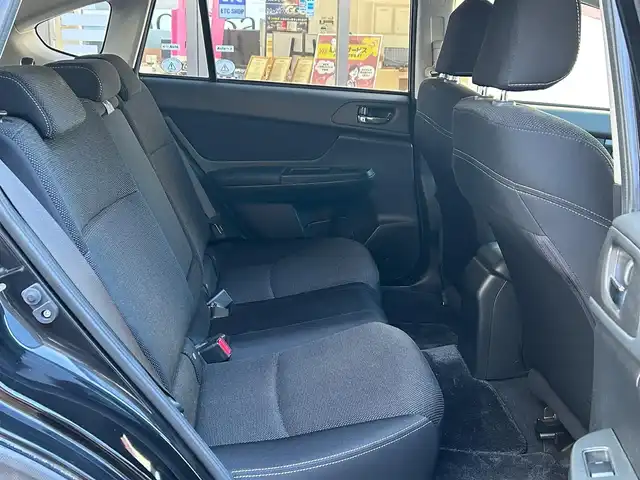 スバル インプレッサ ＸＶ 2．0i－L アイサイト 愛知県 2013(平25)年 9.9万km クリスタルブラックシリカ ワンオーナー/４WD/アイサイトVer2/・プリクラッシュブレーキ/・全車速追従型クルーズコントロール/・誤発進抑制制御/・ふらつき警報/・車線逸脱警報/・先行車発進告知/Carrozzeriaサイバーナビ〈AVIC-ZH0009〉/DVD／Bluetooth／地デジTV／MS/運転席パワーシート/HIDヘッドランプ〈オートライト機能付〉/フロントフォグライト／リアフォグ/純正17インチAW/スマートキー＆プッシュスタート