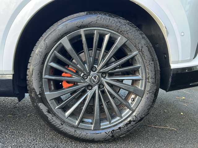 レクサス ＲＸ 350 Fスポーツ 京都府 2023(令5)年 2.8万km ホワイトノーヴァガラスフレーク ワンオーナー/純正ナビ/・フルセグTV/BT/Miracast/バックカメラ/パノラミックビューモニター/クルーズコントロール/サンルーフ/ビルトインETC2.0/アドバンスドパーク/プリクラッシュセーフティ/BSM/PDA/車線逸脱防止装置/コーナーセンサー/アイドリングストップ/ダウンヒルアシストコントロール/4WD/メモリーパワーシート/シートヒーター/エアシート/ステアリングヒーター/ステアリングスイッチ/パドルシフト/パワーバックドア/電動パーキングブレーキ/ブレーキホールド/プッシュスタート/純正ドアバイザー/純正フロアマット/保証書＆取説/スマートキースペア