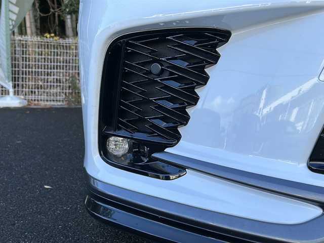 レクサス ＲＸ 350 Fスポーツ 京都府 2023(令5)年 2.8万km ホワイトノーヴァガラスフレーク ワンオーナー/純正ナビ/・フルセグTV/BT/Miracast/バックカメラ/パノラミックビューモニター/クルーズコントロール/サンルーフ/ビルトインETC2.0/アドバンスドパーク/プリクラッシュセーフティ/BSM/PDA/車線逸脱防止装置/コーナーセンサー/アイドリングストップ/ダウンヒルアシストコントロール/4WD/メモリーパワーシート/シートヒーター/エアシート/ステアリングヒーター/ステアリングスイッチ/パドルシフト/パワーバックドア/電動パーキングブレーキ/ブレーキホールド/プッシュスタート/純正ドアバイザー/純正フロアマット/保証書＆取説/スマートキースペア