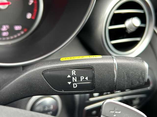 メルセデス・ベンツ Ｃ２００ ワゴン スポーツ 千葉県 2015(平27)年 6.6万km オブシディアンブラック ナビ　バックカメラ　革シート　電動リアドア　フルセグ　メモリーパワーシート　ＥＴＣ　シートヒーター　　ステアアシスト　レーンアシスト　ＢＴ　パフュームアトマイザー　USB　AMG18AW　LEDライト