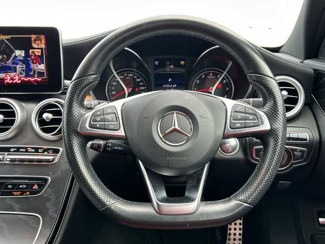 メルセデス・ベンツ Ｃ２００ ワゴン スポーツ 千葉県 2015(平27)年 6.6万km オブシディアンブラック ナビ　バックカメラ　革シート　電動リアドア　フルセグ　メモリーパワーシート　ＥＴＣ　シートヒーター　　ステアアシスト　レーンアシスト　ＢＴ　パフュームアトマイザー　USB　AMG18AW　LEDライト