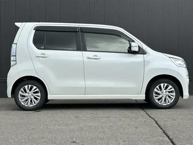 スズキ ワゴンＲ スティングレー X 道東・釧路十勝 2014(平26)年 7.9万km クリスタルホワイトP 社外SDナビ（CD/ワンセグ）/前席シートヒーター/アイドリングストップ/オートライト/レーダーブレーキサポート/社外Egスターター/HIDヘッドライト/社外AW付ノーマルタイヤ積込