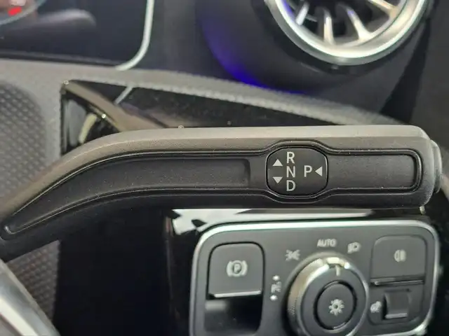 メルセデス・ベンツ ＣＬＡ１８０ AMGライン 大阪府 2020(令2)年 3.7万km マウンテングレー /禁煙車//パノラミックスライディングルーフ//レーダーセーフティパッケージ//アドバンスドパッケージ//ナビゲーションパッケージ//純正18AW//全方位カメラ【フロント/サイド/リア】//前後ドラレコ//前後コーナーセンサー//前席メモリ付きパワーシート/シートヒーター//ハーフレザーシート//Cタイプ//ETC