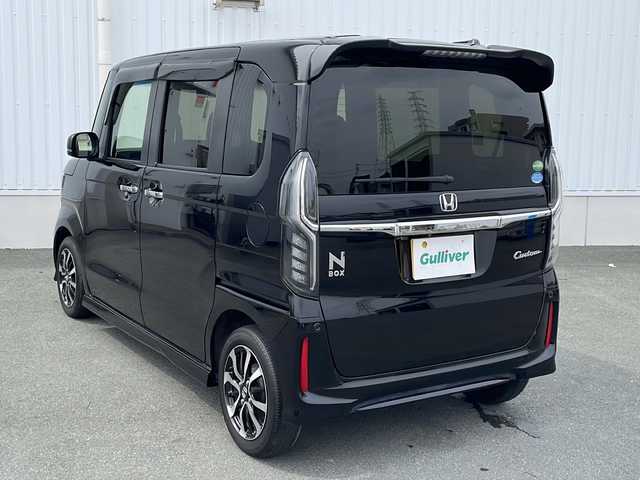 ホンダ Ｎ ＢＯＸ カスタム G L ホンダセンシング 三重県 2017(平29)年 4.6万km クリスタルブラックパール プッシュスタート/横滑り防止/衝突軽減ブレーキ/レーンキープアシスト/両側パワースライドドア/レーダークルーズコントロール/電動格納ミラー/ビルトインETC/ステアリングスイッチ/USB入力端子2か所/純正SDナビ(AM/FM/CD/DVD/TV/BT)/前後ドライブレコーダー/オートライト/スペアキー/純正フロアマット/LEDヘッドライト/取扱説明書/ナビ取扱説明書/禁煙車