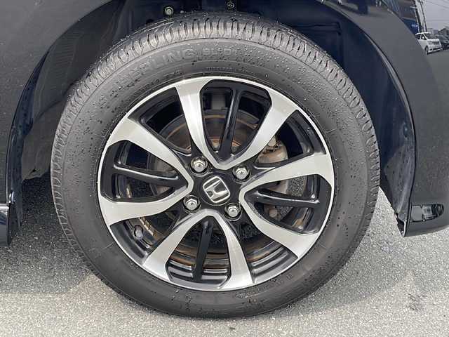 ホンダ Ｎ ＢＯＸ カスタム G L ホンダセンシング 三重県 2017(平29)年 4.6万km クリスタルブラックパール プッシュスタート/横滑り防止/衝突軽減ブレーキ/レーンキープアシスト/両側パワースライドドア/レーダークルーズコントロール/電動格納ミラー/ビルトインETC/ステアリングスイッチ/USB入力端子2か所/純正SDナビ(AM/FM/CD/DVD/TV/BT)/前後ドライブレコーダー/オートライト/スペアキー/純正フロアマット/LEDヘッドライト/取扱説明書/ナビ取扱説明書/禁煙車