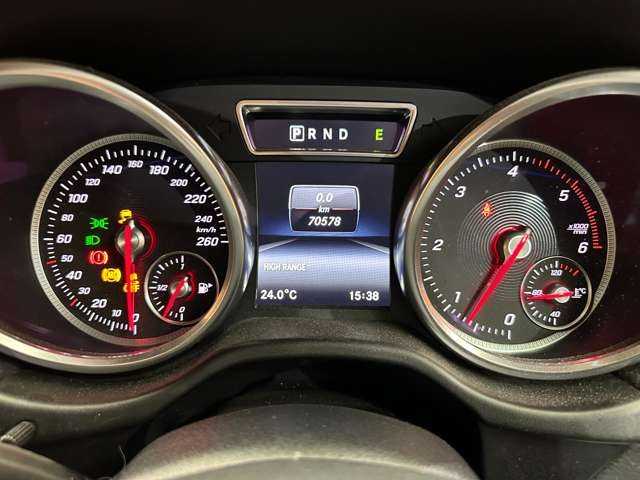 メルセデス・ベンツ ゲレンデヴァーゲン Ｇ３５０ｄ 千葉県 2016(平28)年 7.1万km オブシディアンブラック ラグジュアリーＰＫＧ　/ＡＣＣ　/黒革　/ＳＲ　/ｈａｒｍａｎｋａｒｄｏｎサウンド　/ナビ　/ＴＶ　/ＤＶＤ再生　/Ｂｌｕｅｔｏｏｔｈ接続　/３６０°　/シートヒーター　/電動シート　/ブラインドスポット　/バイキセノンライト