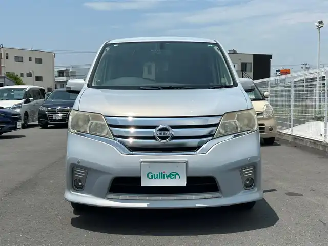 日産 セレナ ハイウェイスター Sハイブリッド 静岡県 2012(平24)年 13.9万km エターナルスノーホワイト 純正ＳＤナビ（Ｂｌｕｅｔｏｏｔｈ，ＣＤ，ＤＶＤ，フルセグＴＶ）/フリップダウンモニター/バックカメラ/前後コーナーセンサー/ＨＩＤヘッドライト/クルーズコントロール/スマートキー/純正アルミホイール/プッシュスタート/パワーステアリング/パワーウインドウ/パーキングアシスト/スペアキー/３列シート/純正フロアマット/片側パワースライドドア/ABS/横滑り防止装置/盗難防止装置/オートライト/ダブルエアバッグ