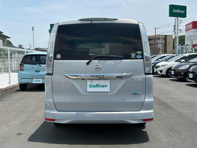 日産 セレナ ハイウェイスター Sハイブリッド 静岡県 2012(平24)年 13.9万km エターナルスノーホワイト 純正ＳＤナビ（Ｂｌｕｅｔｏｏｔｈ，ＣＤ，ＤＶＤ，フルセグＴＶ）/フリップダウンモニター/バックカメラ/前後コーナーセンサー/ＨＩＤヘッドライト/クルーズコントロール/スマートキー/純正アルミホイール/プッシュスタート/パワーステアリング/パワーウインドウ/パーキングアシスト/スペアキー/３列シート/純正フロアマット/片側パワースライドドア/ABS/横滑り防止装置/盗難防止装置/オートライト/ダブルエアバッグ