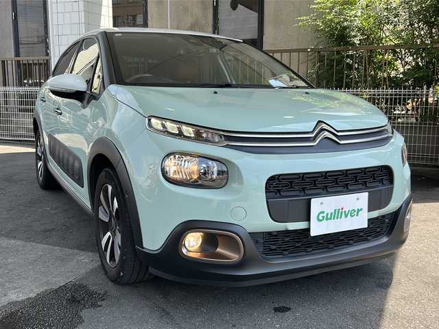 シトロエン Ｃ３ シャイン 京都府 2020(令2)年 2万km 緑／白 純正ディスプレイオーディオ/ＢＳＭ　/衝突被害軽減ブレーキ　/バックカメラ　/Bluetooth/iPod/USB/後方コーナーセンサー/横滑り防止/レーンキープアシスト/オートライト　/ターボ　/２トーン　/クルーズコントロール/スマートキー　/ハーフレザー　/前方社外ドラレコ/（CS-360FH)　/純正ＡＷ１６インチ　/ウインカーミラー　/ETC/Wサイドエアバッグ/カーテンエアバッグ