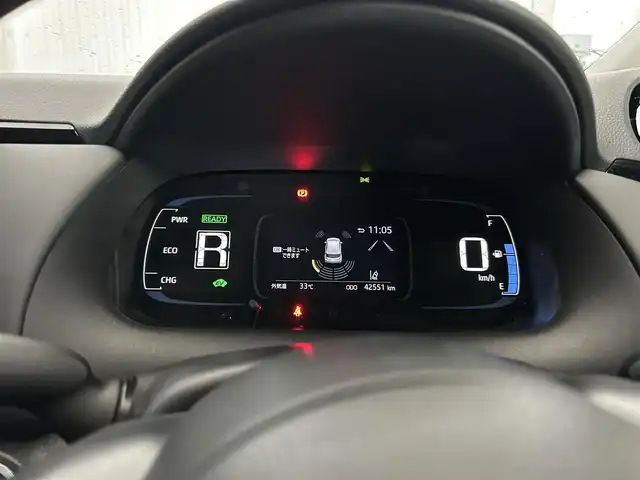 トヨタ アクア G 香川県 2022(令4)年 4.3万km プラチナホワイトパールマイカ 登録時走行距離42551km/純正ディスプレイオーディオナビ/クルーズコントロール/バックカメラ/ETC/ドライブレコーダー/純正フロアマット/LEDヘッドライト/コーナーセンサー/横滑り防止/W+サイドエアバック/プッシュスタート/取扱説明書/保証書