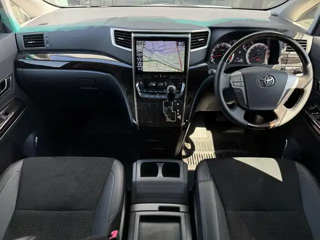 トヨタ ヴェルファイア 2．4Z ゴールデンアイズⅡ 栃木県 2014(平26)年 2.7万km ボルドーマイカメタリック 関東圏ワンオーナー車/MODELLISTAイルミネーショングリル/ALPINEナビ/フルセグTV/Bluetoothオーディオ/DVD再生機能/バックカメラ/ALPINEフリップダウンモニター/パワーバックドア/クルーズコントロール/両側パワースライドドア /ハーフレザーシート/純正18インチAW/スマートキー×2