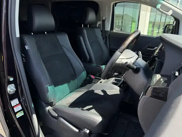 トヨタ ヴェルファイア 2．4Z ゴールデンアイズⅡ 栃木県 2014(平26)年 2.7万km ボルドーマイカメタリック 関東圏ワンオーナー車/MODELLISTAイルミネーショングリル/ALPINEナビ/フルセグTV/Bluetoothオーディオ/DVD再生機能/バックカメラ/ALPINEフリップダウンモニター/パワーバックドア/クルーズコントロール/両側パワースライドドア /ハーフレザーシート/純正18インチAW/スマートキー×2