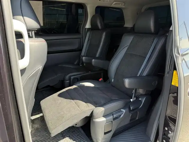 トヨタ ヴェルファイア 2．4Z ゴールデンアイズⅡ 栃木県 2014(平26)年 2.7万km ボルドーマイカメタリック 関東圏ワンオーナー車/MODELLISTAイルミネーショングリル/ALPINEナビ/フルセグTV/Bluetoothオーディオ/DVD再生機能/バックカメラ/ALPINEフリップダウンモニター/パワーバックドア/クルーズコントロール/両側パワースライドドア /ハーフレザーシート/純正18インチAW/スマートキー×2