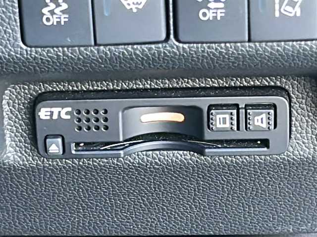 ホンダ フリード ハイブリット EX 広島県 2019(平31)年 4.5万km プレミアムスパークルブラックパール 禁煙車/ワンオーナー/ホンダセンシング/・衝突軽減ブレーキ〈CMBS〉/・誤発進抑制機能/・ACC〈アダプティブ・クルーズ・コントロール〉/・LKAS〈車線維持支援システム〉/・行者事故低減ステアリング/・路外逸脱抑制機能/・先行車発進お知らせ機能/・標識認識機能/Cパッケージ/Sパッケージ/・本革巻ステアリングホイール/・コンビシート&専用インテリア/・15インチアルミホイール/・シートバックアッパーポケット/コンフォートビューパッケージ/純正ナビ(VXM-194VFi)/・フルセグTV/CD/DVD/Bluetooth/SD/バックカメラ/両側パワースライドドア/ステアリングスイッチ/オートライト/LEDヘッドライト＋アクティブコーナリングライト/ハーフレザー/シートヒーター/スマートキー/プッシュスタート/スペアキー/前、後ドライブレコーダー/ETC/純正ドアバイザー/W+サイド+カーテンエアバック