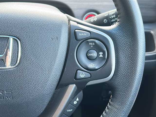 ホンダ フリード ハイブリット EX 広島県 2019(平31)年 4.5万km プレミアムスパークルブラックパール 禁煙車/ワンオーナー/ホンダセンシング/・衝突軽減ブレーキ〈CMBS〉/・誤発進抑制機能/・ACC〈アダプティブ・クルーズ・コントロール〉/・LKAS〈車線維持支援システム〉/・行者事故低減ステアリング/・路外逸脱抑制機能/・先行車発進お知らせ機能/・標識認識機能/Cパッケージ/Sパッケージ/・本革巻ステアリングホイール/・コンビシート&専用インテリア/・15インチアルミホイール/・シートバックアッパーポケット/コンフォートビューパッケージ/純正ナビ(VXM-194VFi)/・フルセグTV/CD/DVD/Bluetooth/SD/バックカメラ/両側パワースライドドア/ステアリングスイッチ/オートライト/LEDヘッドライト＋アクティブコーナリングライト/ハーフレザー/シートヒーター/スマートキー/プッシュスタート/スペアキー/前、後ドライブレコーダー/ETC/純正ドアバイザー/W+サイド+カーテンエアバック