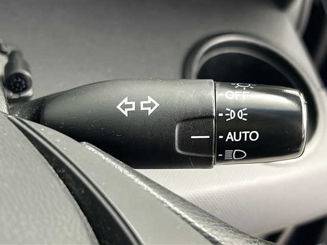 ホンダ フリード G ジャストセレクション 大阪府 2013(平25)年 11.8万km 青Ｍ ディーラーOPGathersナビ/（AMFM/CD/DVD/SD/MSV/BT/フルセグ）/バックカメラ/片側パワースライドドア/スマートキー×２/ビルトインETC/オートHIDライト/電動格納ミラー/純正フロアマット/ドアバイザー