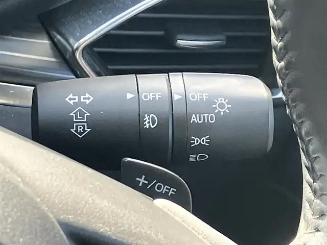 マツダ ＣＸ－５ XD Lパッケージ 静岡県 2020(令2)年 5.4万km スノーフレイクホワイトパールマイカ エンジンスタートボタン/パワーステアリング/パワーウィンドウ/保証書/パドルシフト/スマートキー/オートエアコン/レーダークルーズコントロール/USB入力端子/ETC/純正ナビ（CD/DVD/BT/フルセグ）/全方位カメラ/電動リアゲート/ドライブレコーダー/フロアマット/前席パワーシート/全席シートヒーター/レザーシート/社外アルミホイール/ABS/横滑り防止装置/コーナーセンサー前後/レーンキープアシスト/オートライト/オートマチックハイビーム/LEDヘッドライト/W+サイドエアバッグ/衝突軽減システム