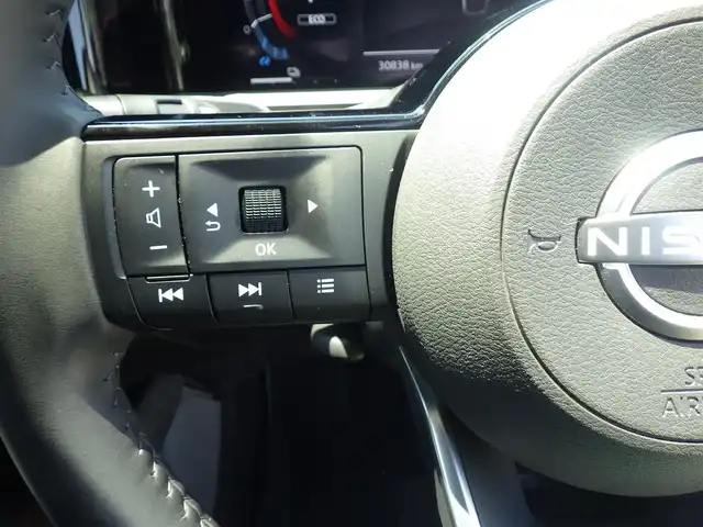 日産 オーラ G レザーエディション 千葉県 2022(令4)年 3.1万km ピュアホワイトパール 純正９インチナビ　/（Bluetooth/フルセグTV/HDMI/CarPlay)/ＢＯＳＥサウンド　/ＳＯＳコール　/プロパイロット　/衝突軽減ブレーキ　/アラウンドビューモニター　/ビルトインＥＴＣ２．０　/ドライブレコーダー　/デジタルインナーミラー　/ブラインドスポットモニター/ワイヤレス充電/ＬＥＤヘッドライト