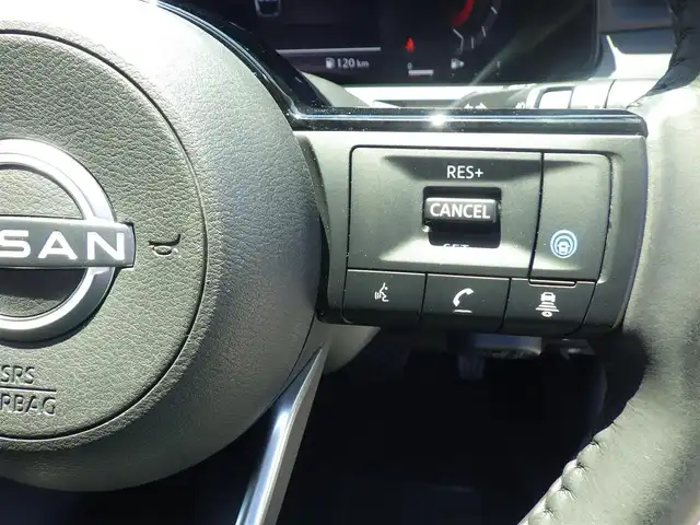 日産 オーラ G レザーエディション 千葉県 2022(令4)年 3.1万km ピュアホワイトパール 純正９インチナビ　/（Bluetooth/フルセグTV/HDMI/CarPlay)/ＢＯＳＥサウンド　/ＳＯＳコール　/プロパイロット　/衝突軽減ブレーキ　/アラウンドビューモニター　/ビルトインＥＴＣ２．０　/ドライブレコーダー　/デジタルインナーミラー　/ブラインドスポットモニター/ワイヤレス充電/ＬＥＤヘッドライト