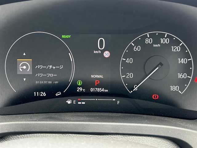 ホンダ ヴェゼル ハイブリッド e:HEV Z 兵庫県 2021(令3)年 1.8万km プラチナホワイトパール 9インチ純正ナビ/BT/フルセグ/CD／DVD/前後ドラレコ/ETC/バックカメラ/追従クルーズコントロール/パドルシフト/革巻ステアリング/パワーバックドア/前席シートヒーター/ステアリングヒーター/ワイヤレス充電器/USB端子/ステアリングスイッチ/ハーフレザーシート