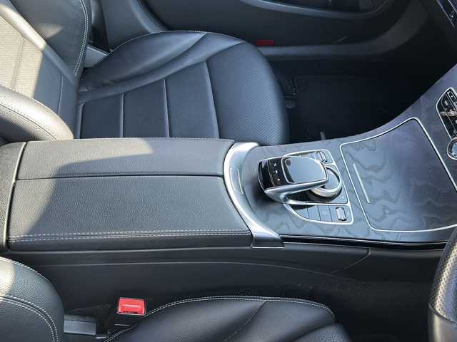 メルセデス・ベンツ Ｃ２００ ワゴン スポーツ 本革 茨城県 2016(平28)年 7.6万km ポーラホワイト 純正HDDナビ/(地デジTV・CD・DVD・BT)/追従型クルーズコントロール/本革レザーシート/パワーシート/シートヒーター/ETC/バックカメラ/オートライト/HIDヘッドライト/純正18inアルミホイール/フロアマット/スマートキー/スペアキー/取扱説明書/保証書