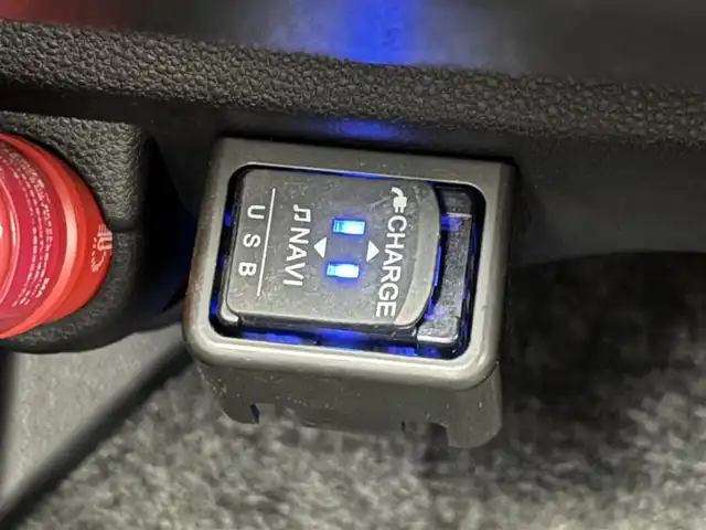 ダイハツ ミラ トコット G SA Ⅲ 福岡県 2019(平31)年 3.2万km ジューシーピンクM 純正ナビ／フルセグＴＶ　/アラウンドビューモニター　/コーナーセンサー　/衝突軽減ブレーキ　/横滑り防止装置　/アイドリングストップ　/シートヒーター　/プッシュスタート　/電動格納式ドアミラー　/レベライザー　/ＬＥＤヘッドライト