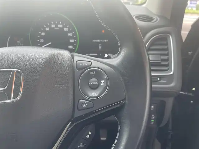 ホンダ ヴェゼル ハイブリッド Z ホンダセンシング 道央・札幌 2019(令1)年 3.6万km クリスタルブラックパール 純正メモリナビ/BT/USB/HDMI/DVD/コンフォートビューパッケージ/　・ヒーテッドドアミラー/　・フロントワイパーデアイサー/LEDヘッドライト/LEDフォグライト/Honda SENSING/ACC/ハーフレザーシート/シートヒーター