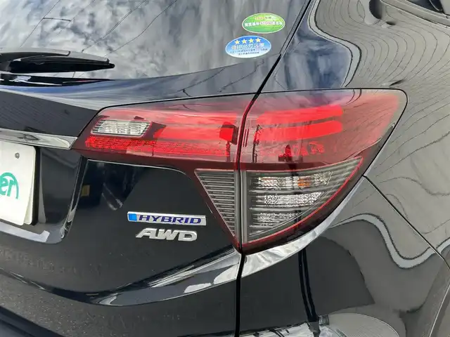 ホンダ ヴェゼル ハイブリッド Z ホンダセンシング 山形県 2019(令1)年 3.6万km クリスタルブラックパール 4WD/ホンダセンシング/レーダークルーズコントロール/衝突被害軽減ブレーキ/純正メモリナビ/BT/USB/HDMI/DVD/コンフォートビューパッケージ/　・ヒーテッドドアミラー/　・フロントワイパーデアイサー/LEDヘッドライト/LEDフォグライト/ハーフレザーシート/シートヒーター