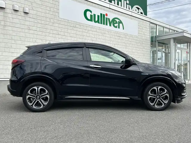 ホンダ ヴェゼル ハイブリッド Z ホンダセンシング 山形県 2019(令1)年 3.6万km クリスタルブラックパール 4WD/ホンダセンシング/レーダークルーズコントロール/衝突被害軽減ブレーキ/純正メモリナビ/BT/USB/HDMI/DVD/コンフォートビューパッケージ/　・ヒーテッドドアミラー/　・フロントワイパーデアイサー/LEDヘッドライト/LEDフォグライト/ハーフレザーシート/シートヒーター