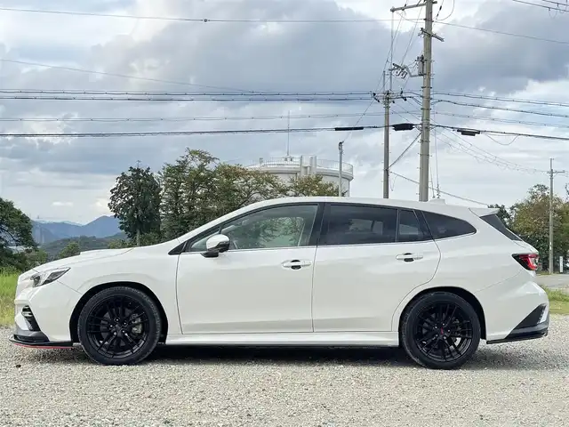 スバル レヴォーグ 1．8STIスポーツ EX 兵庫県 2021(令3)年 1.2万km クリスタルホワイトP アイサイトX/STIエアロ(F S RU)/STIマフラー/STI18インチAW/純正ナビ/フルセグTV/Bluetooth接続可/デジタルインナーミラー/純正ETC/レザーシート/パワーシート/LEDヘッドライト/スマートキー
