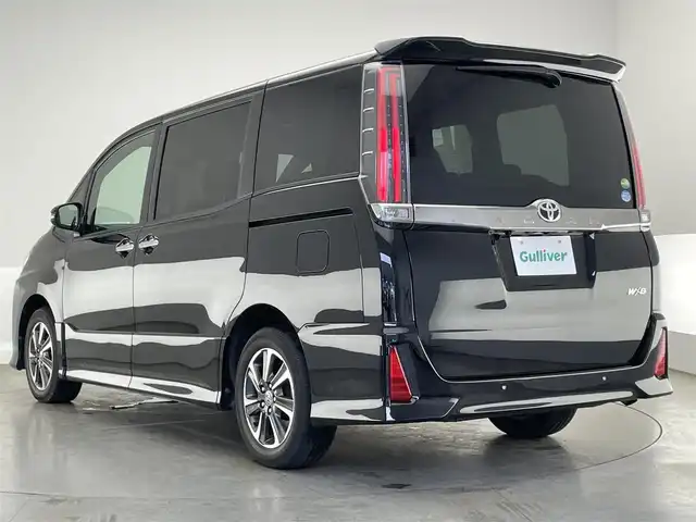 トヨタ ノア Si ダブルバイビーⅡ 愛知県 2020(令2)年 1.6万km ブラック 純正９型ナビ　フルセグＴＶ　純正１２．１型後席モニター　バックカメラ　両側パワスラ　前後ドラレコ　クルコン　セーフティセンス　衝突軽減装置　ＬＥＤオートライト　フォグランプ　コーナーセンサー　禁煙車