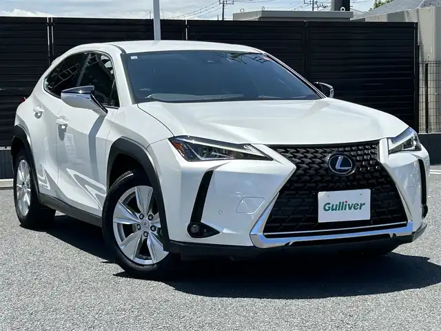 レクサス ＵＸ 250h バージョンC 埼玉県 2018(平30)年 2.7万km ソニッククォーツ ワンオーナー/登録時26880km/ブラウンレザーシート/メモリー付パワーシート/前席シートヒーター/ドライブレコーダー/バックカメラ/アダプティブクルーズコントロール/純正ナビ/フルセグ/CD/DVD/Bluetooth/ビルトインETC/デュアルエアコンnanoe/保証書・取説