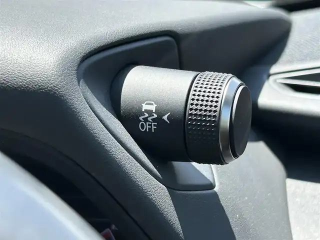 レクサス ＵＸ 250h バージョンC 埼玉県 2018(平30)年 2.7万km ソニッククォーツ ワンオーナー/登録時26880km/ブラウンレザーシート/メモリー付パワーシート/前席シートヒーター/ドライブレコーダー/バックカメラ/アダプティブクルーズコントロール/純正ナビ/フルセグ/CD/DVD/Bluetooth/ビルトインETC/デュアルエアコンnanoe/保証書・取説