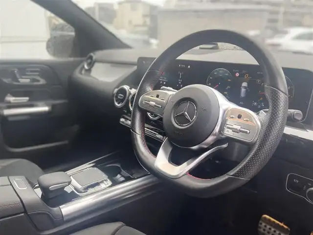 メルセデス・ベンツ Ｂ１８０ AMGライン 栃木県 2019(令1)年 3.8万km ジュピターレッド パノラマサンルーフ/ナビゲーションパッケージ/レーダーセーフティパッケージ/バックカメラ/純正ナビ/フルセグ /パワーシート/シートヒーター/ハーフレザー/電動リアゲート/ETC/LED/純正18インチAW/純正ドラレコ前後