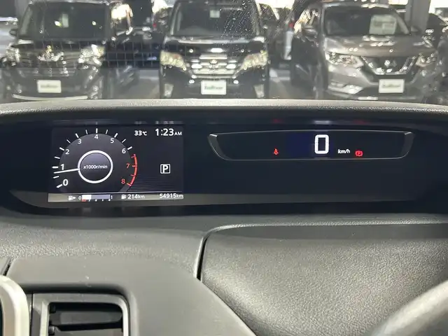 日産 セレナ ハイウェイスター プロパイロットED 大阪府 2016(平28)年 5.5万km ブリリアントホワイトパール ProPILOT 社外ナビ(フルセグ/DVD再生/Bluetooth) バックカメラ 後席モニター ETC 両側パワースライドドア 衝突軽減 レーダーC クリアランスソナー レーンアシスト ドラレコ