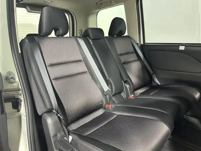 日産 セレナ ハイウェイスター プロパイロットED 大阪府 2016(平28)年 5.5万km ブリリアントホワイトパール ProPILOT 社外ナビ(フルセグ/DVD再生/Bluetooth) バックカメラ 後席モニター ETC 両側パワースライドドア 衝突軽減 レーダーC クリアランスソナー レーンアシスト ドラレコ