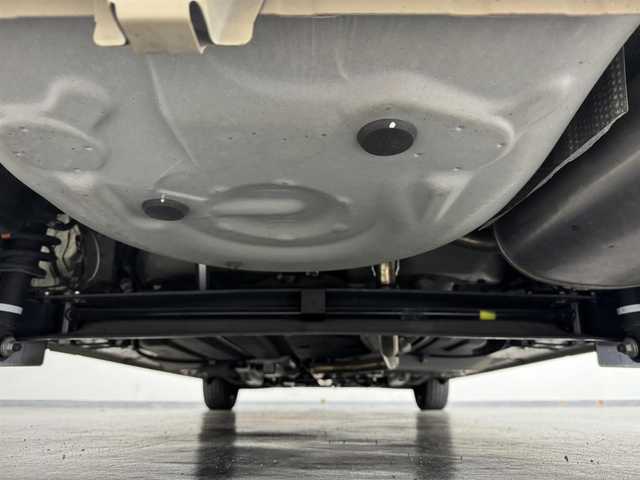 トヨタ シエンタ ファンベースG グランパー 三重県 2020(令2)年 2.9万km ベージュ ガソリン/FF/インパネCVT/純正 7インチナビ NSZT-W68T/（AM/FM/CD/DVD/TV/SD/SDREC/Bluetooth）/バックガイドモニター/両側パワースライドドア/ドライブレコーダー 前後/ビルトイン ETC/Toyota Safety Sense/・プリクラッシュセーフティ［PCS］/・レーンディパーチャーアラート［LDA］/・オートハイビーム［AHB］/・インテリジェントクリアランスソナー［パーキングサポートブレーキ（PKSB）（静止物）］/・先行車発進告知機能［TMN］/装備/・グランパー専用内装（ブラックインパネ、ブラウンファブリックシート、専用ハンドル加飾など）/・オートエアコン/・LEDヘッドランプ/・プッシュスタート/・純正ホイールキャップ＆15インチスチールホイール/・電動格納ドアミラー/・充電用USBジャック（2.1A高速充電対応x2）/・保/取/ナビ取/・スマートキーx2/など