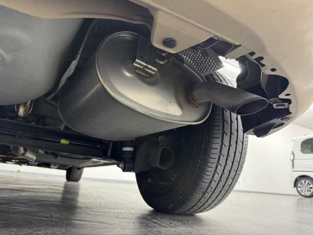 トヨタ シエンタ ファンベースG グランパー 三重県 2020(令2)年 2.9万km ベージュ ガソリン/FF/インパネCVT/純正 7インチナビ NSZT-W68T/（AM/FM/CD/DVD/TV/SD/SDREC/Bluetooth）/バックガイドモニター/両側パワースライドドア/ドライブレコーダー 前後/ビルトイン ETC/Toyota Safety Sense/・プリクラッシュセーフティ［PCS］/・レーンディパーチャーアラート［LDA］/・オートハイビーム［AHB］/・インテリジェントクリアランスソナー［パーキングサポートブレーキ（PKSB）（静止物）］/・先行車発進告知機能［TMN］/装備/・グランパー専用内装（ブラックインパネ、ブラウンファブリックシート、専用ハンドル加飾など）/・オートエアコン/・LEDヘッドランプ/・プッシュスタート/・純正ホイールキャップ＆15インチスチールホイール/・電動格納ドアミラー/・充電用USBジャック（2.1A高速充電対応x2）/・保/取/ナビ取/・スマートキーx2/など