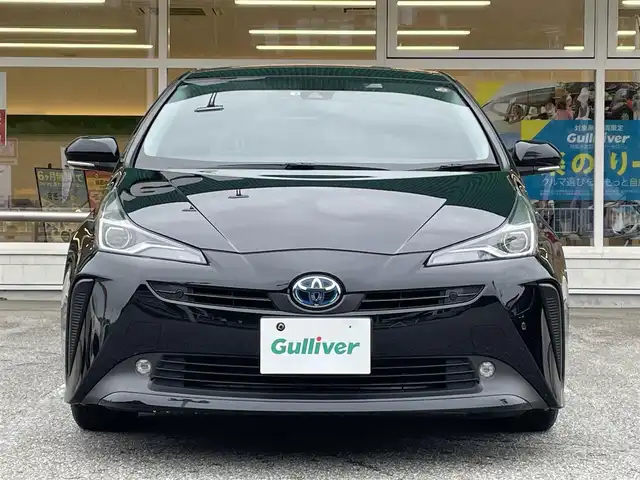 トヨタ プリウス S 岐阜県 2022(令4)年 6万km アティチュードブラックマイカ 4WD/純正ナビ　/・TV/Bluetooth/CD/アダプティブクルーズコントロール　/プリクラッシュセーフティ　/レーントレーシングアシスト　/オートハイビーム　/前後クリアランスソナー　/バックカメラ/ＡＣ１００Ｖアクセサリコンセント　/LEDヘッドランプ/フォグランプ/純正15インチアルミホイール/ウインドシールドデアイサー/ＥＴＣ/禁煙車/スペアキー×1
